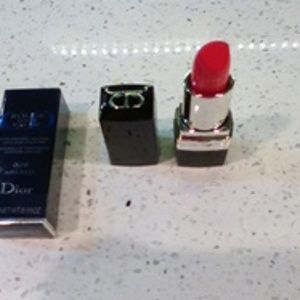 New Dior lipstick in Ara Red Flower Blossom!